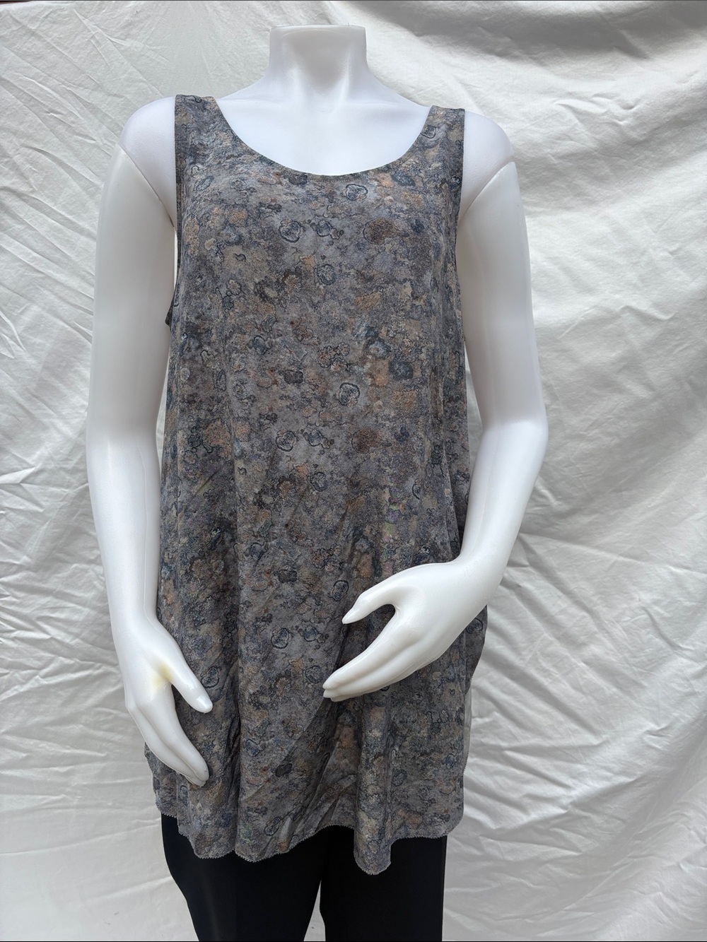 Eileen Fisher Gray Icelandic Printed Tank Top - Picture 12 of 14
